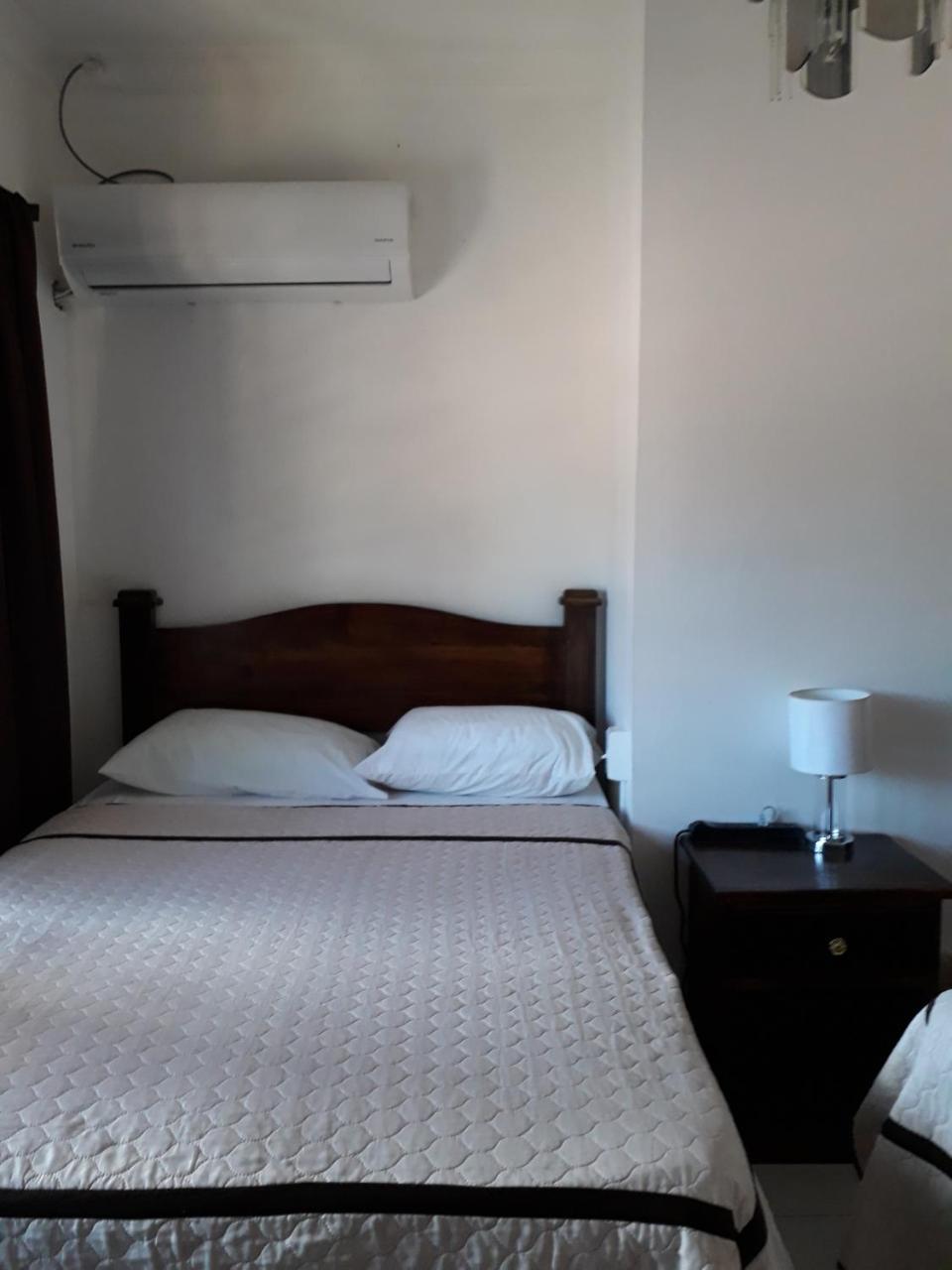 Hostal Compostela Inn David Exterior photo